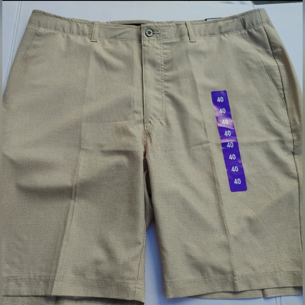 Pebble Beach Performance Golf Short - Picture 1 of 4